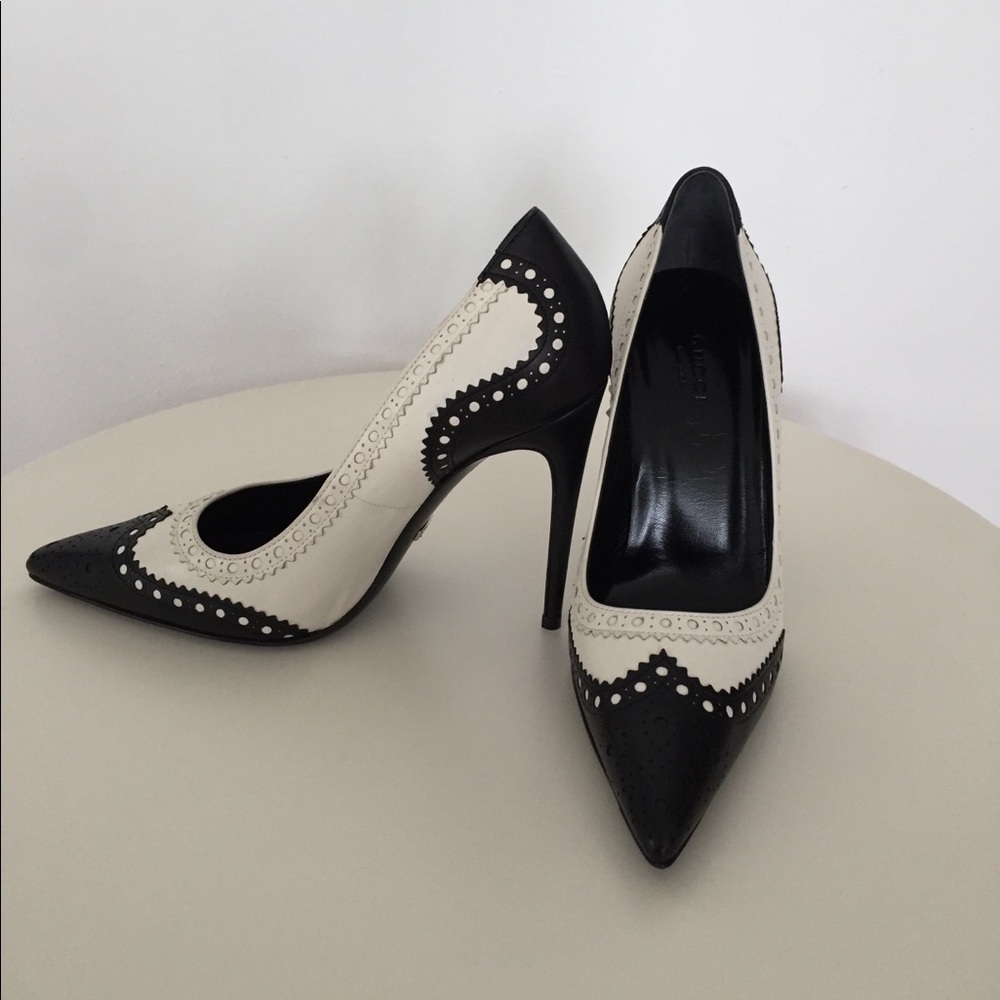Gucci Gia Spectator Pumps